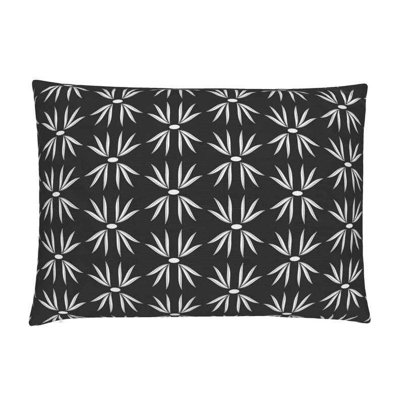 Triple Leaves BW Cotton Linen Lumbar Pillow Cover